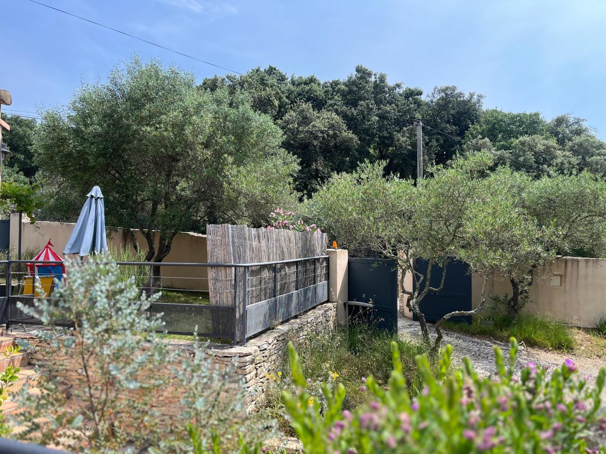 Villa Pierre Blanche Le Calme A 5Mn Du Centre Ville Nîmes Esterno foto