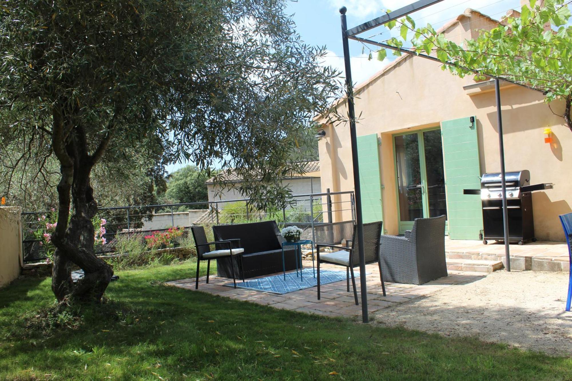Villa Pierre Blanche Le Calme A 5Mn Du Centre Ville Nîmes Esterno foto